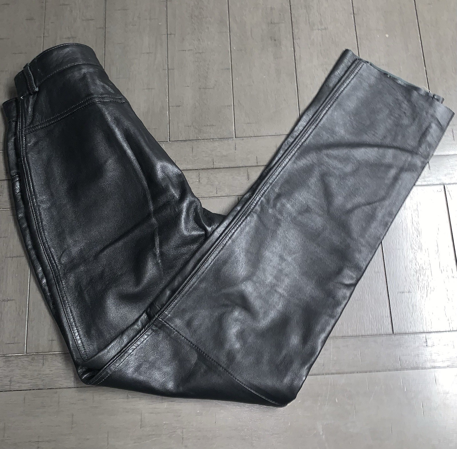 B1 Y2K CANDA C&A BLACK SOFT LEATHER PANTS SZ 4 RAW HEM BOOTCUT MOTORCYCLE 24×31”