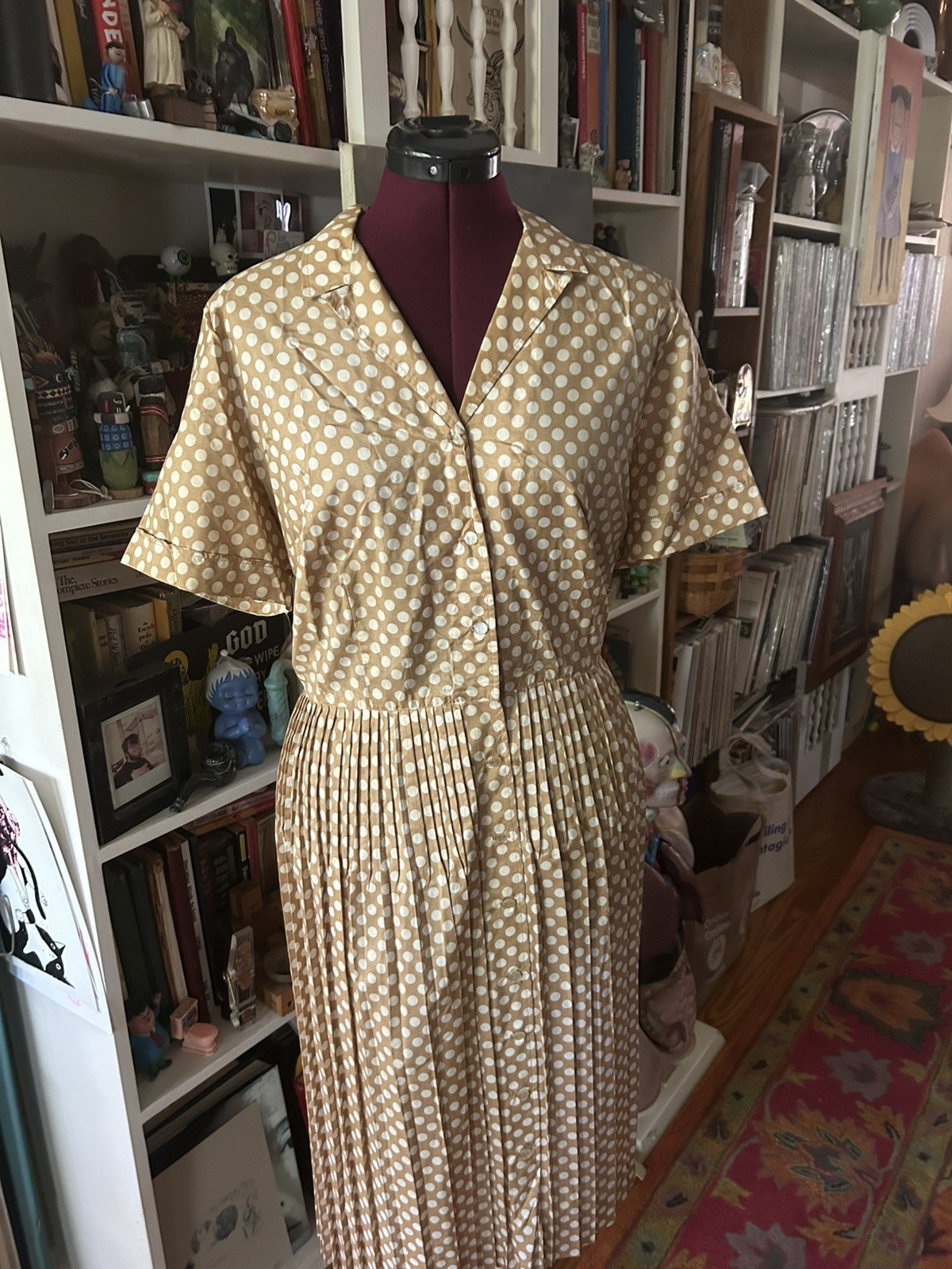 Vintage 1950s Florida Palm Fashions polkadotted dress size 20 tan/beige pleaded