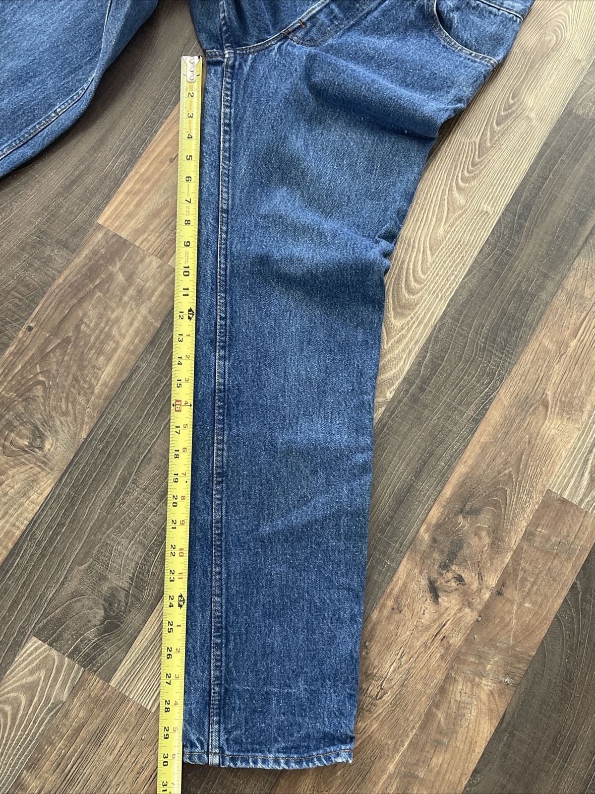 Levi’s 26501 0116 Blue Jeans Made In USA size 9 (W24 L30)