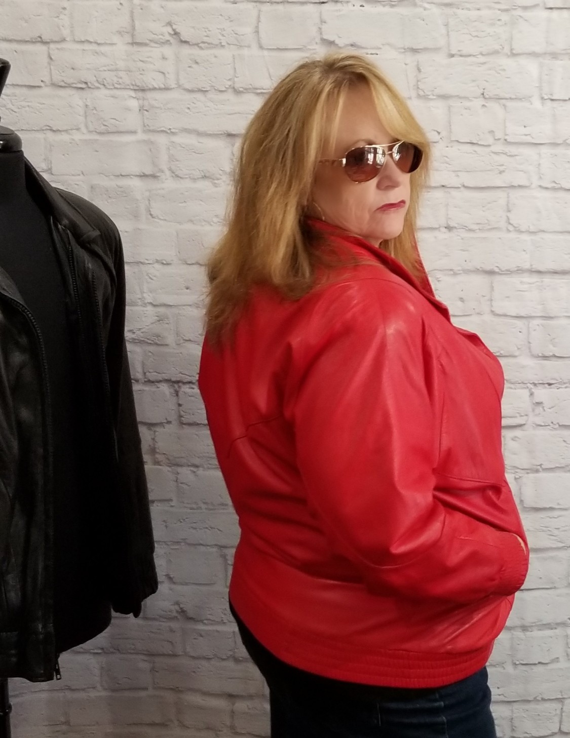 VTG 1980s Women’s Red Pleather Bomber Jacket Size L