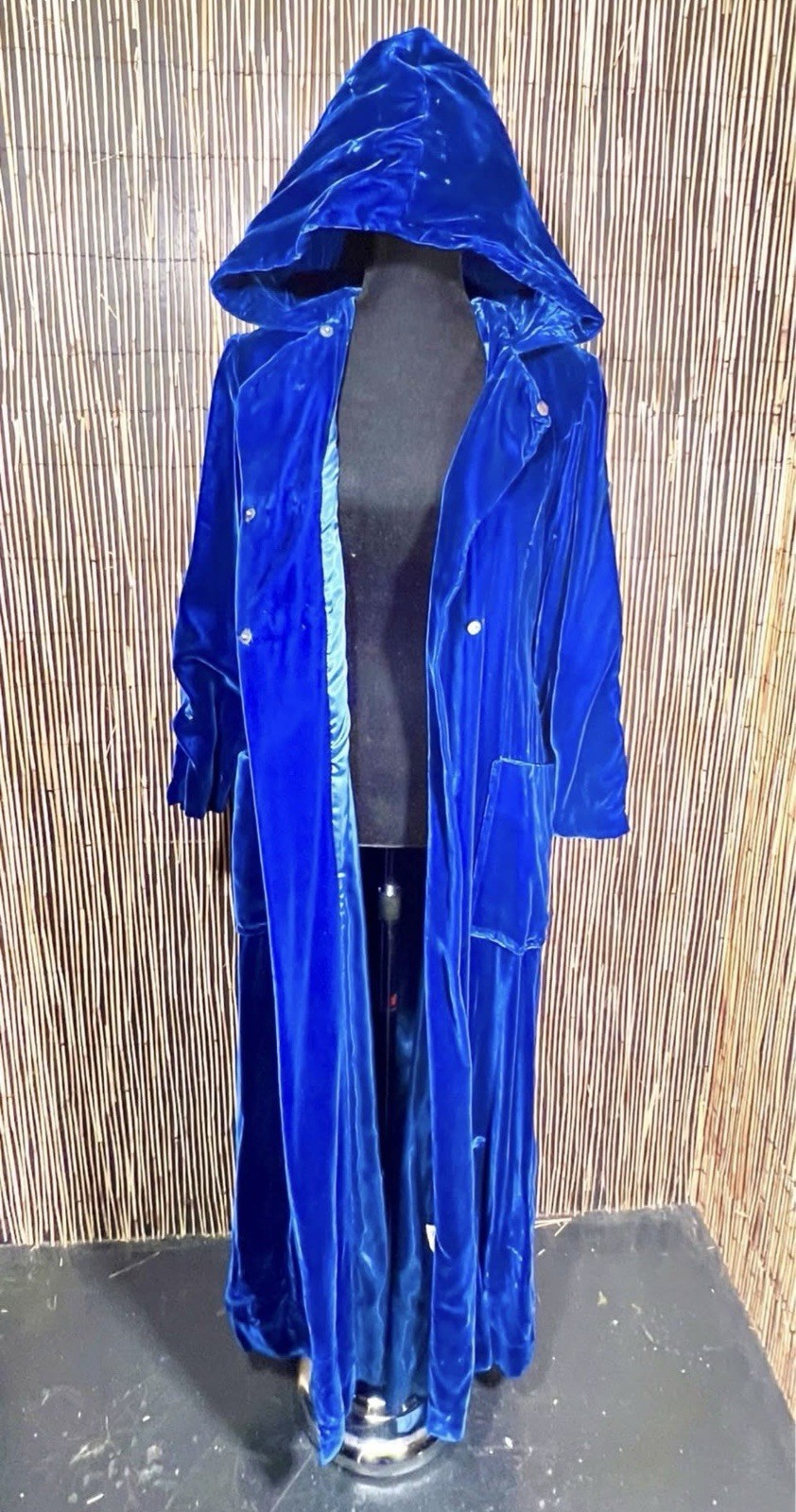 Vintage Bright Royal Blue Velvet Hooded Opera Coat Cape Pin Up Gothic
