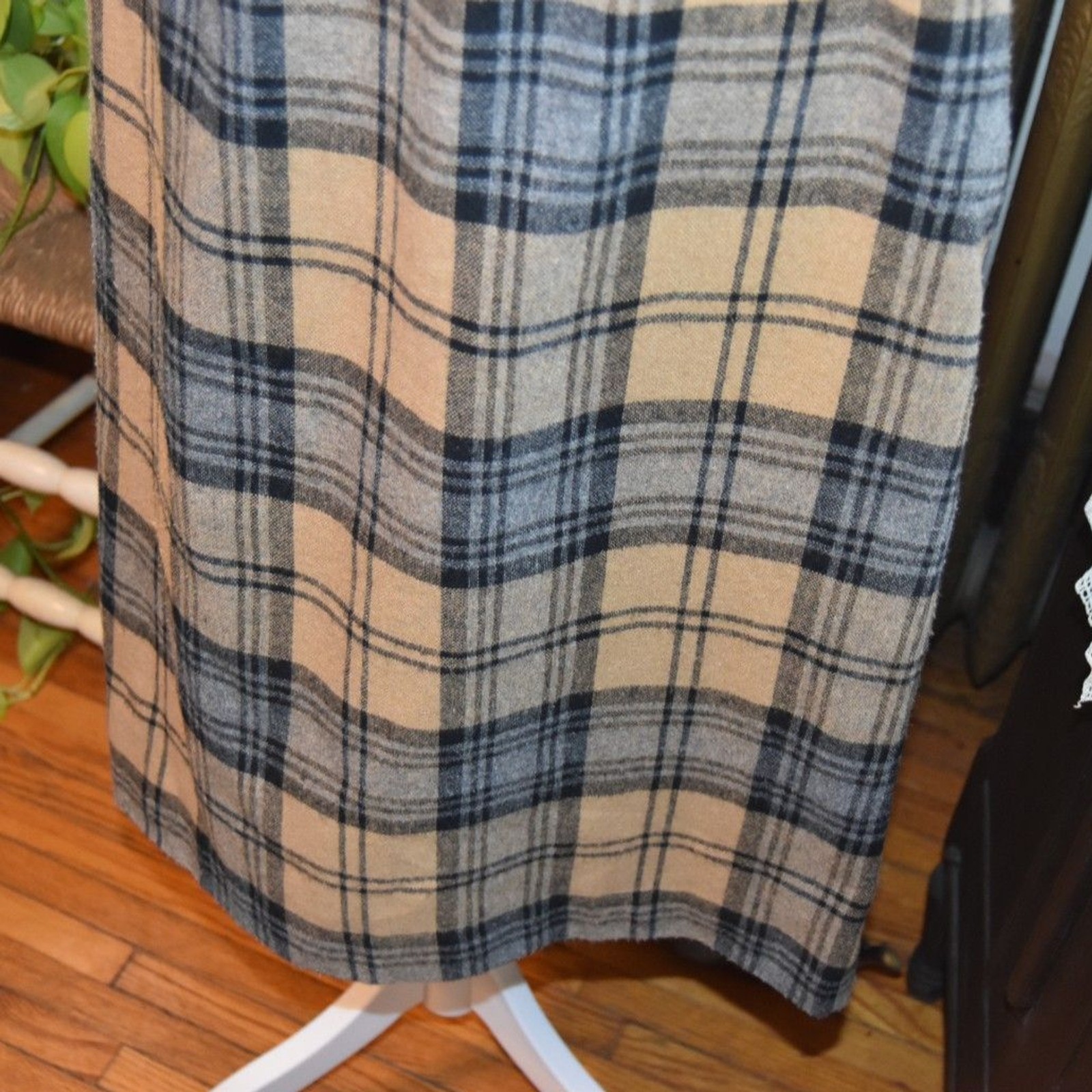 Vintage 1970s Glen Echo Sportswear Plaid Skirt Poly-Wool Blend Brown-Black Med