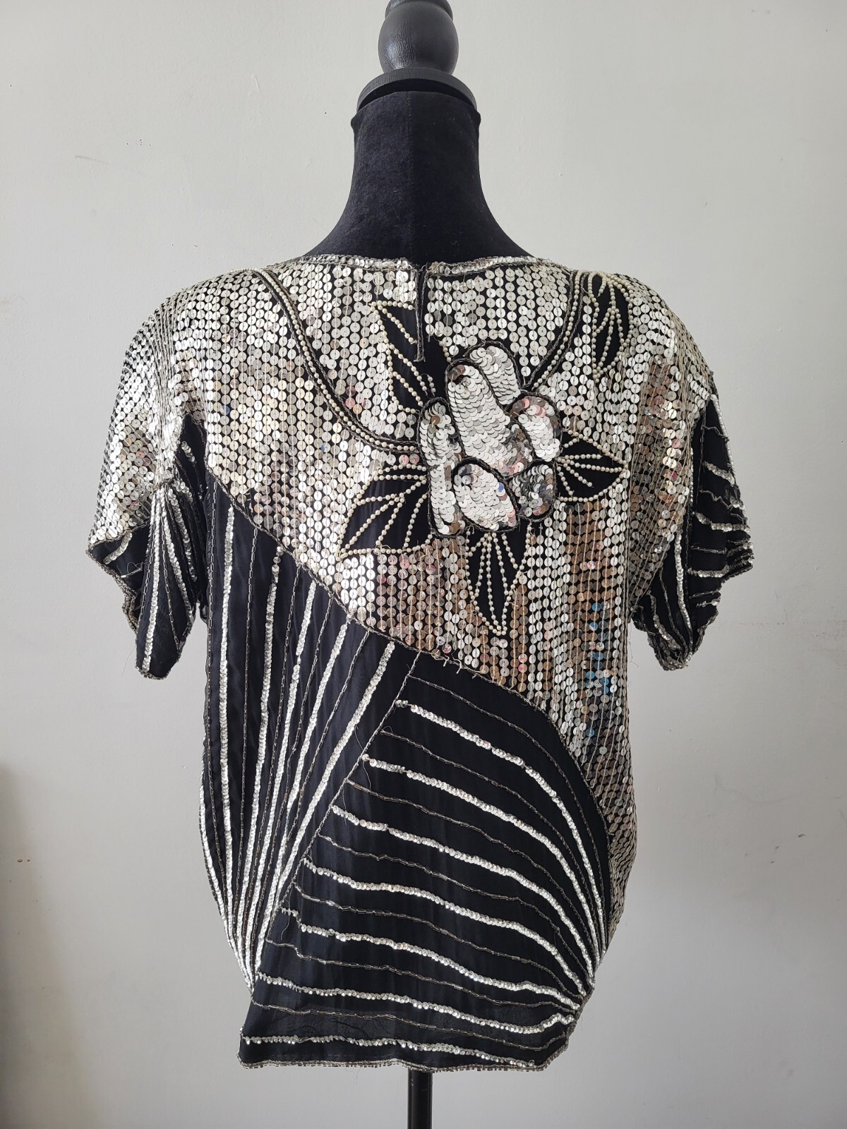VTG 70s Size M Exclusive Jainsons Int. Black & Silver Sequin Floral Blouse Top