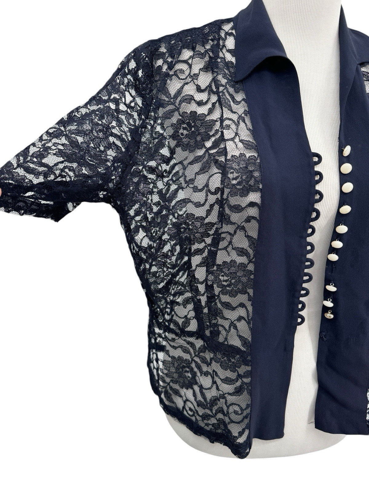 Vintage 1950s Lace Navy Blue Short Sleeve Cardigan Pearl Button Front 42″ Chest
