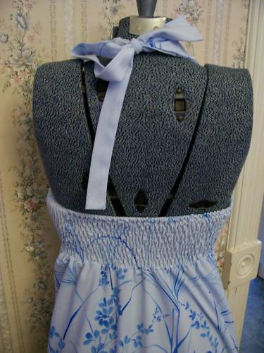Beautiful Blue Floral Vtg 1950s Nani Hawaii PLUNGE NECKLINE HALTER DRESS Sz M