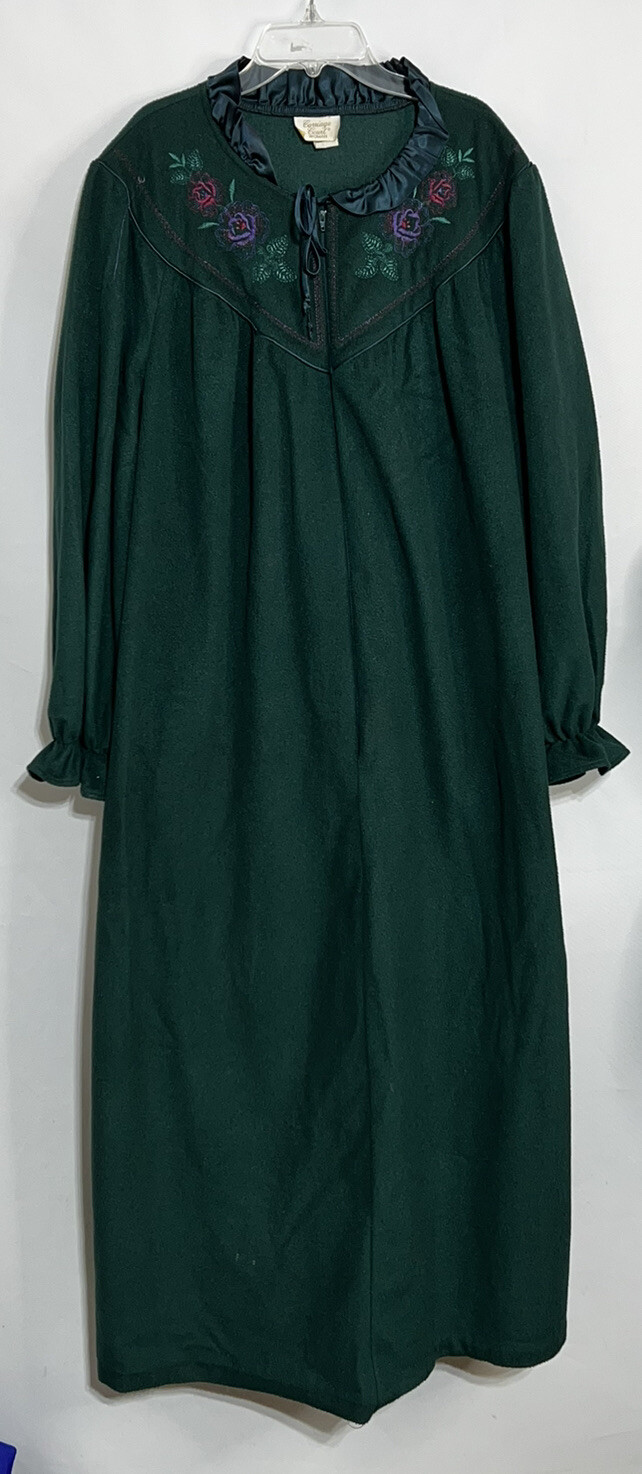 VTG Sears Carriage Court Green 1/2 zip Robe 1X