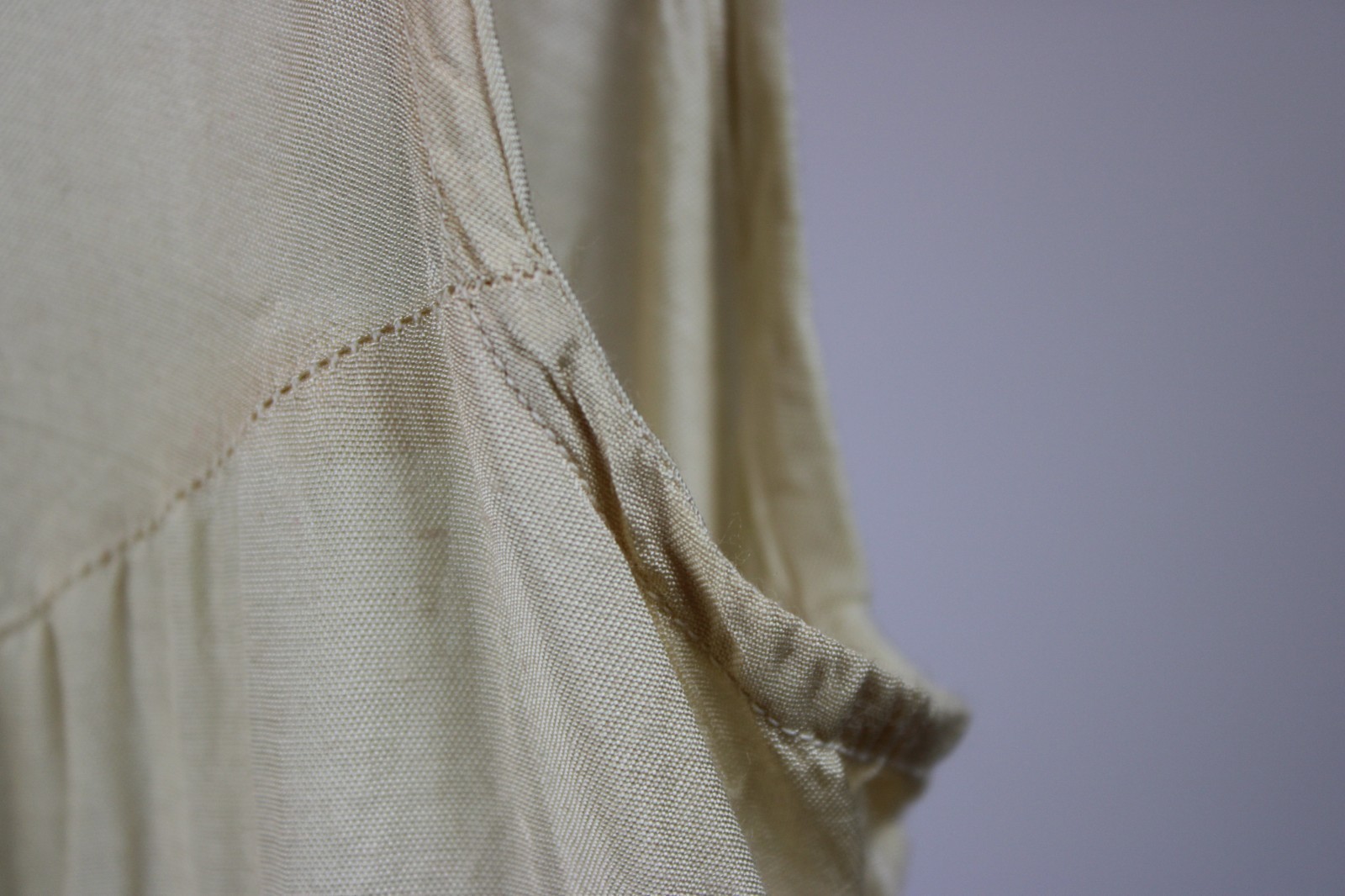 Vintage Gail Garner for All That Glitters Dress Small 2 100% Rayon 45.5” Sheer