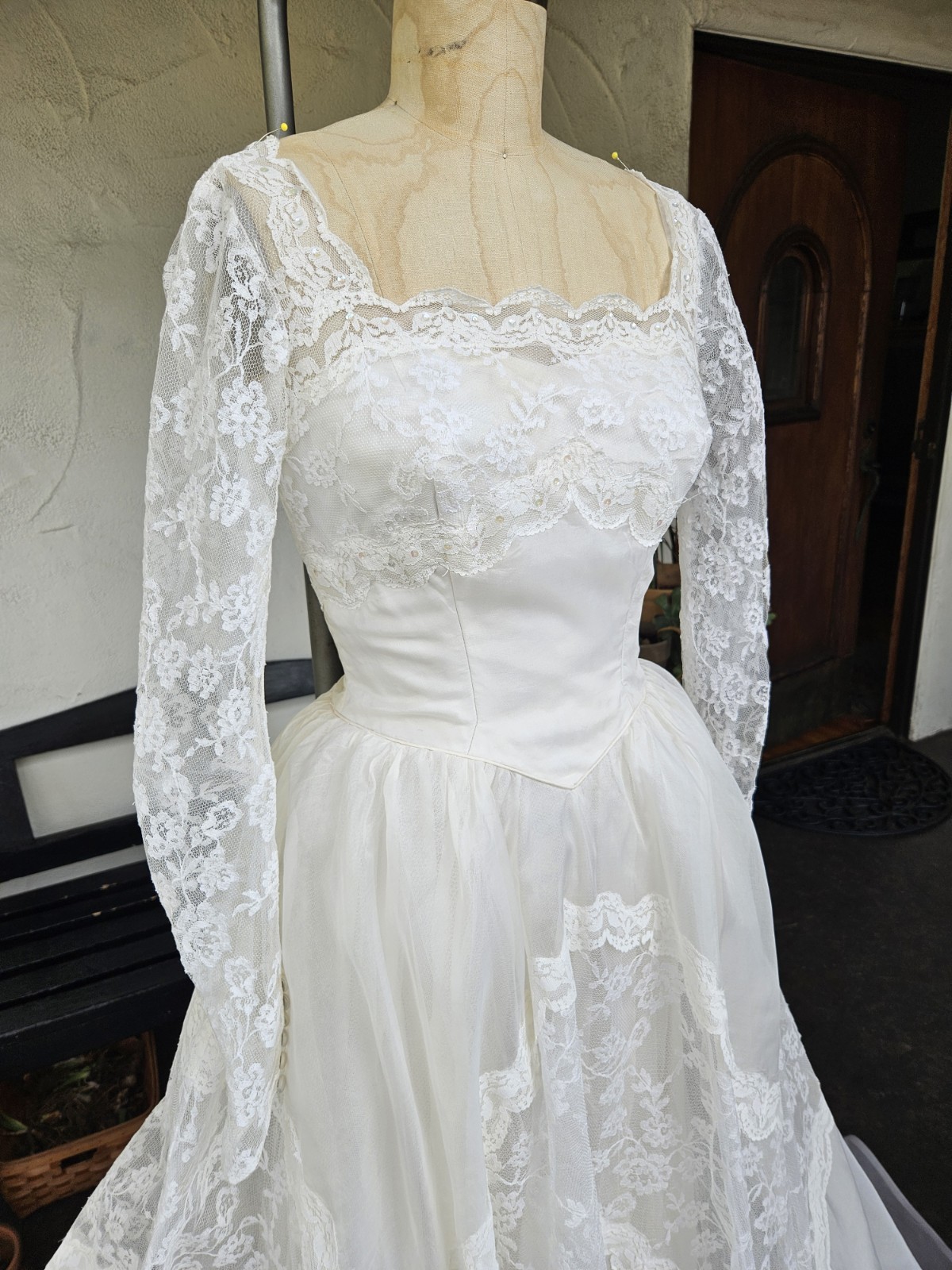Vintage 1950s Silk Wedding Dress Cinderella Ballgown Lace Sleeves Basque Waist M