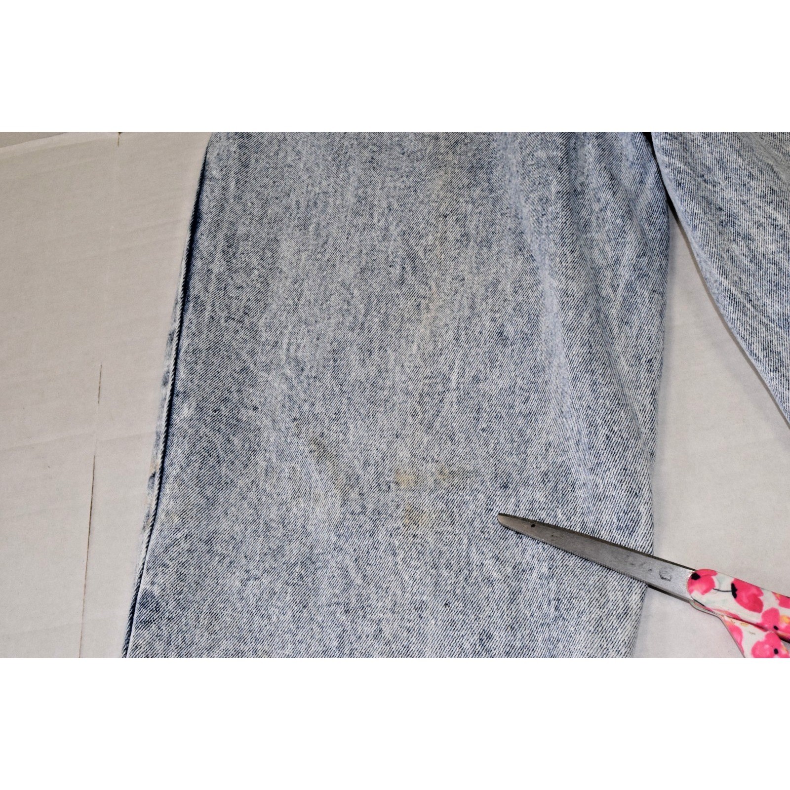 Vintage Overall Jeans Venus 24 x 26 80s Acid Wash Balloon Leg Floral Lined RARE