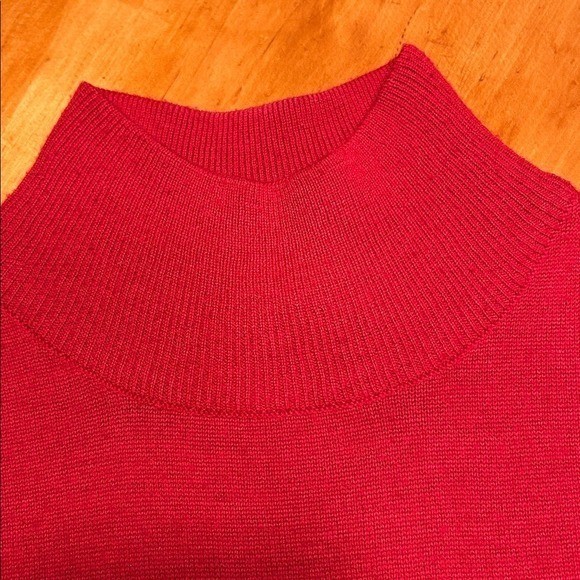 Evan-Picone Preppy Quiet Luxury Red Mock Neck Wool Blend Knit Sweater Vintage