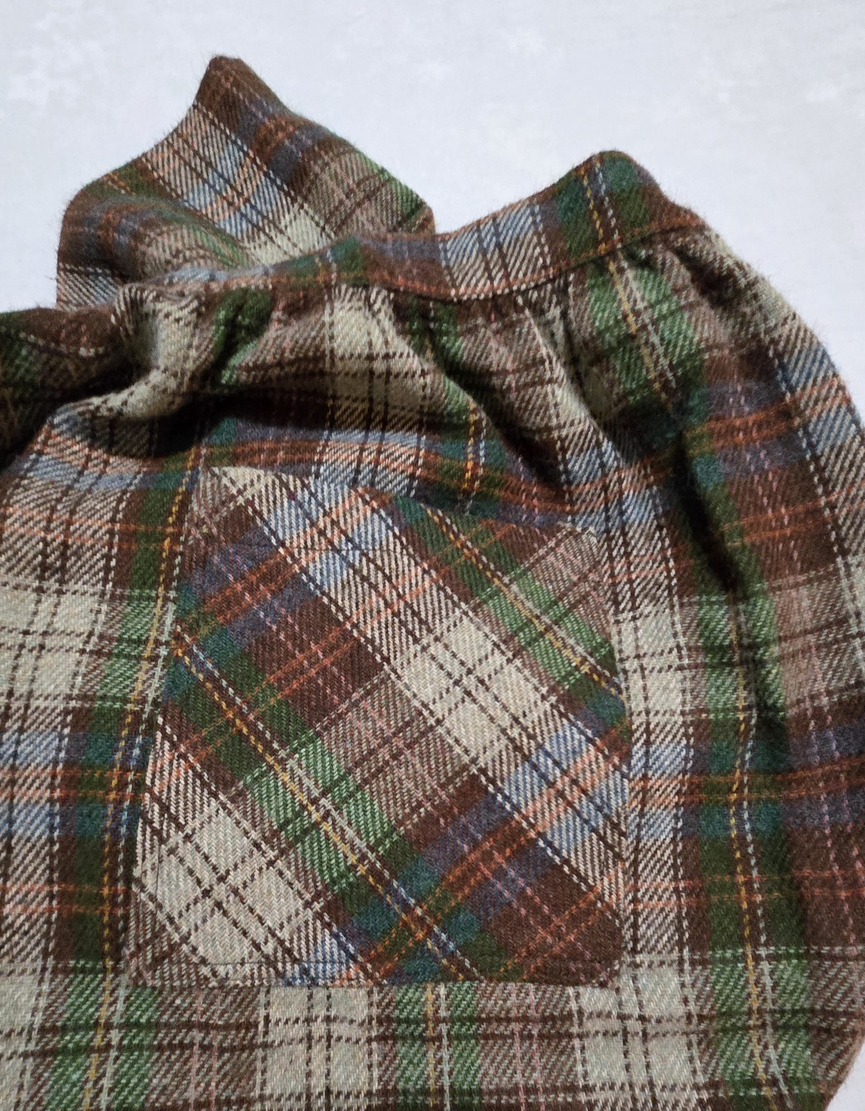 Vtg 80s Plaid Midi, Drk Academia, Pleated With Deep Pockets, Modern Sz 26″ Waist