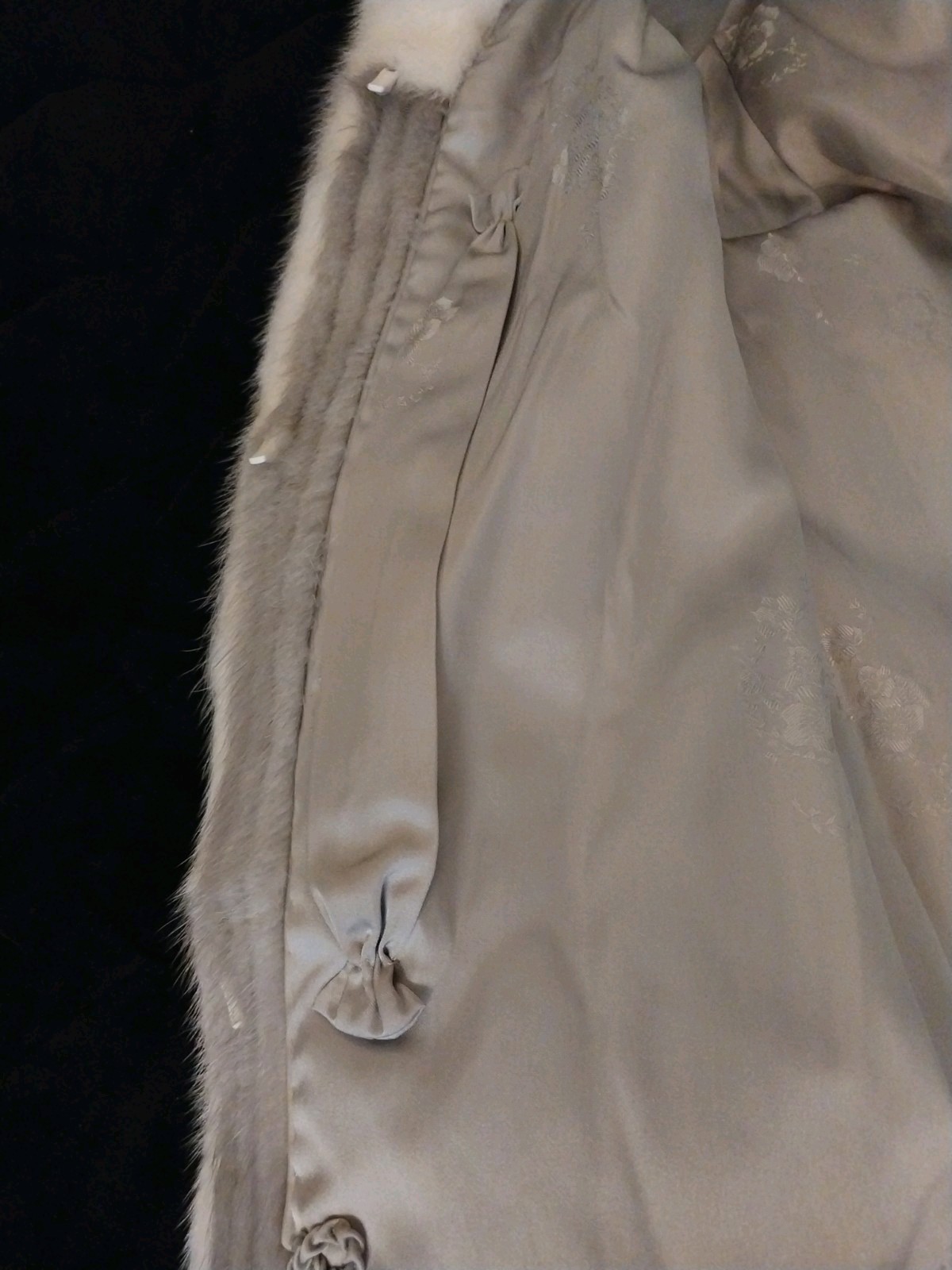 VINTAGE MCM 50’S SWING STYLE MOB WIFE OLD MONEY GREY AND CREAM MINK COAT