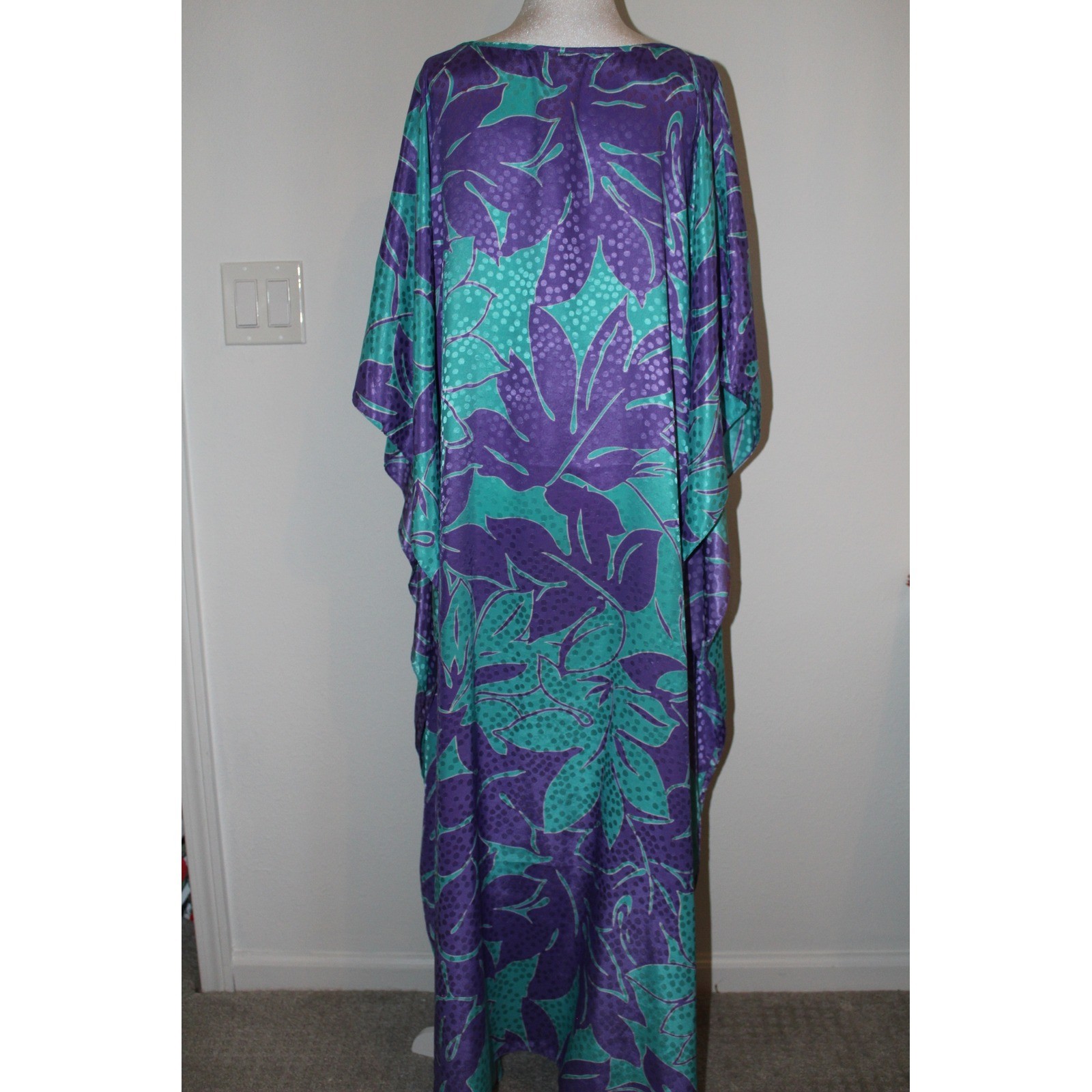 VTG Morgan Taylor Caftan Gown Purple Teal Tropical Satin Women’s Mumu Coverup OS