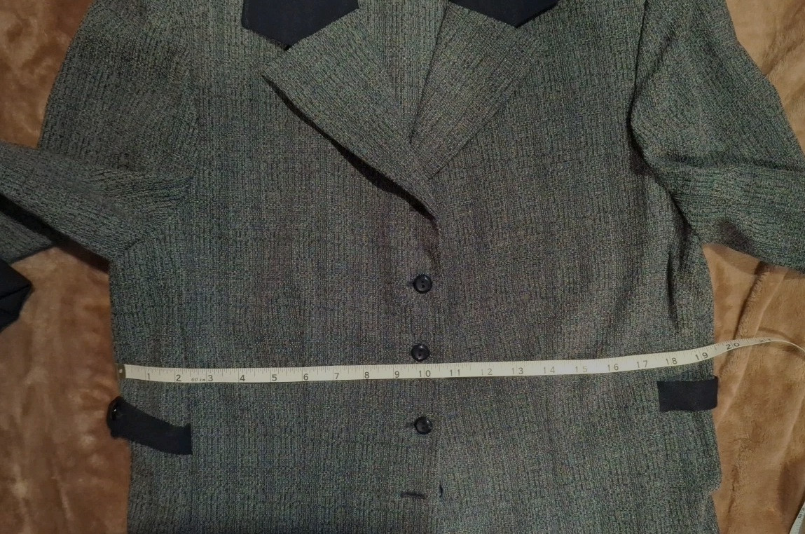 Perceptions Women’s Blazer Padded Shoulders Vintage 80’s/90’s size 16 career
