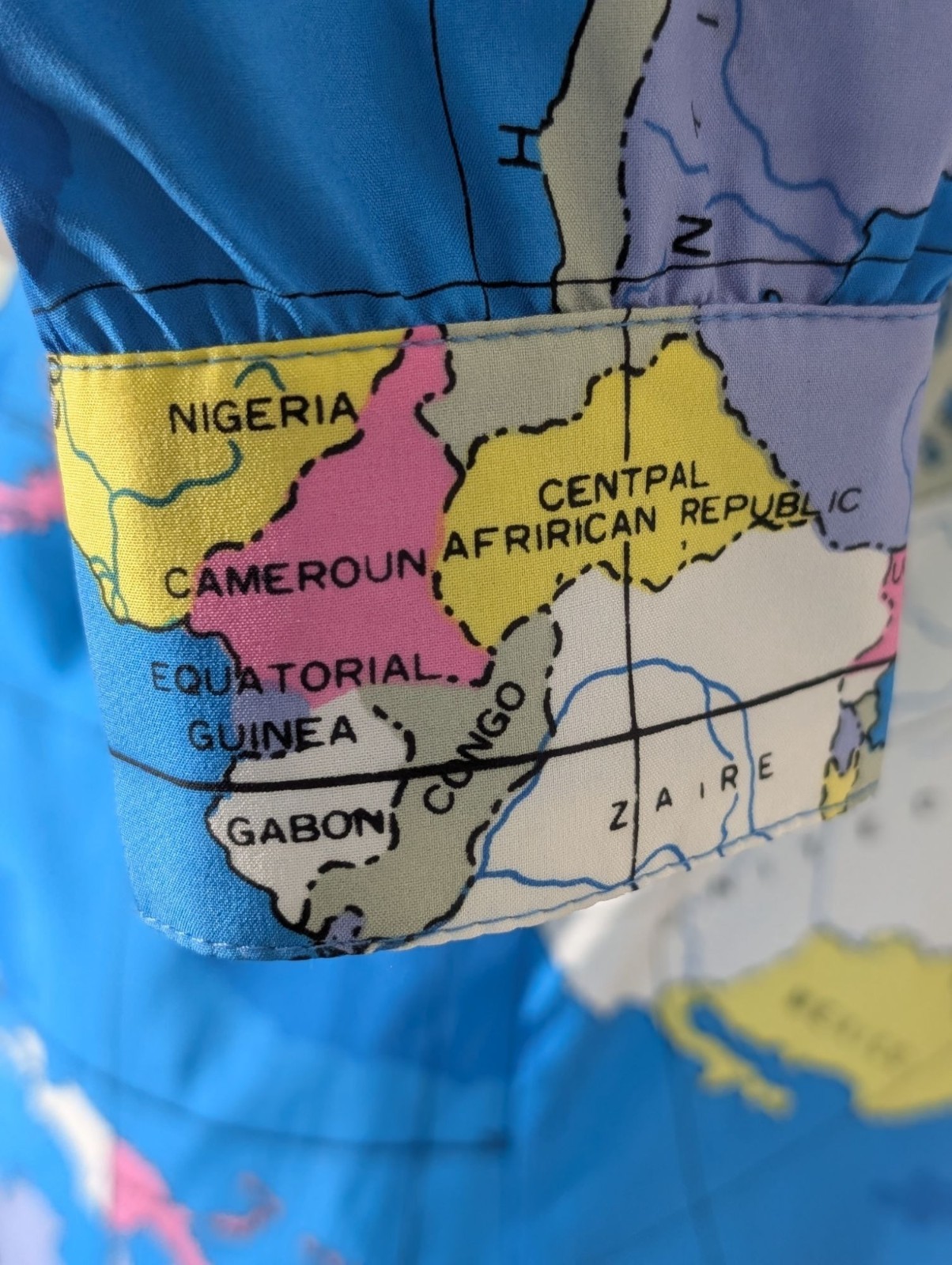 Vtg 70s Disco Shirt King James Novelty Print World Map Topography Cartography S