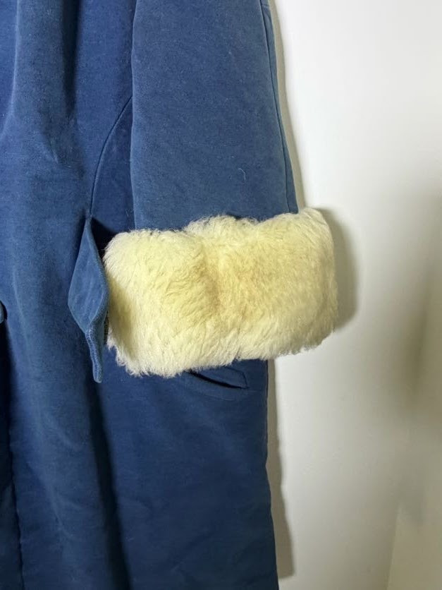 Vintage Country Pacer Women’s Coat Blue Coat, Fur, Buttons – Pre Owned