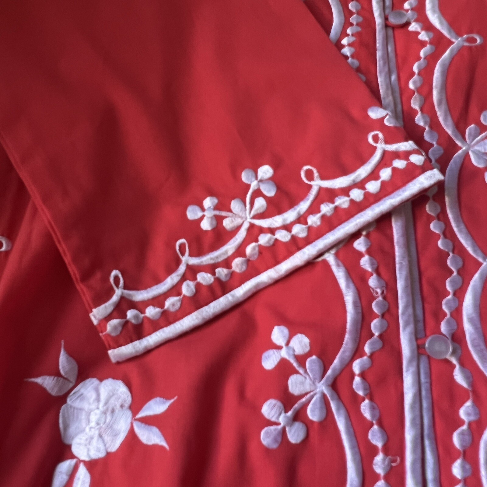 VTG Caro Of Honolulu Dress Red White Embroidered Buttons Down Front 1970’s Sz 12