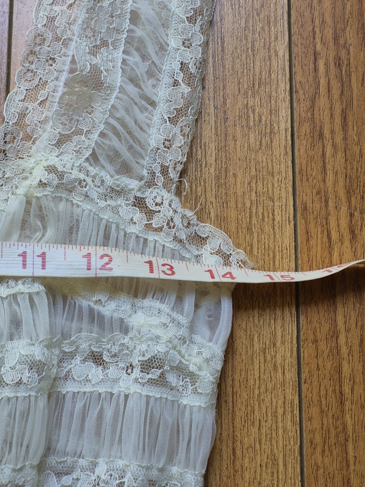 Vintage MCM Radcliffe Ivory Sheer Lace Smocked Bridal Peignoir Nightgown Set 2