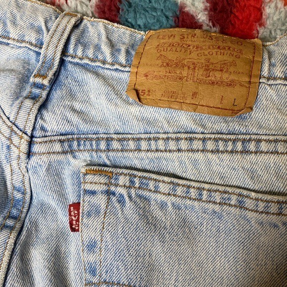 Levi’s 551 vintage 90’s tapered leg jeans relaxed fit 14 long 30″ waist