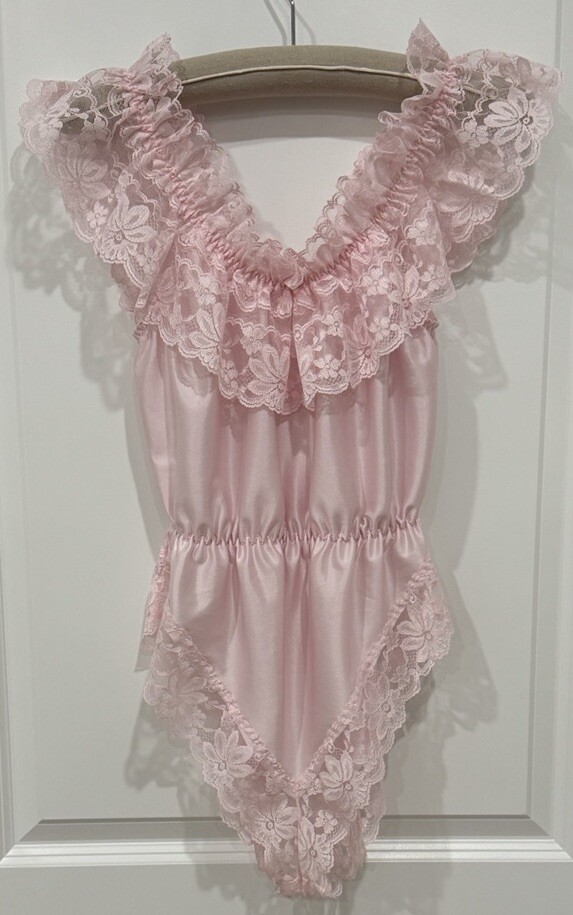 Vtg Dolores Poirette ILGWU Pink Satin/Lace Teddy Romper Bodysuit Sz M