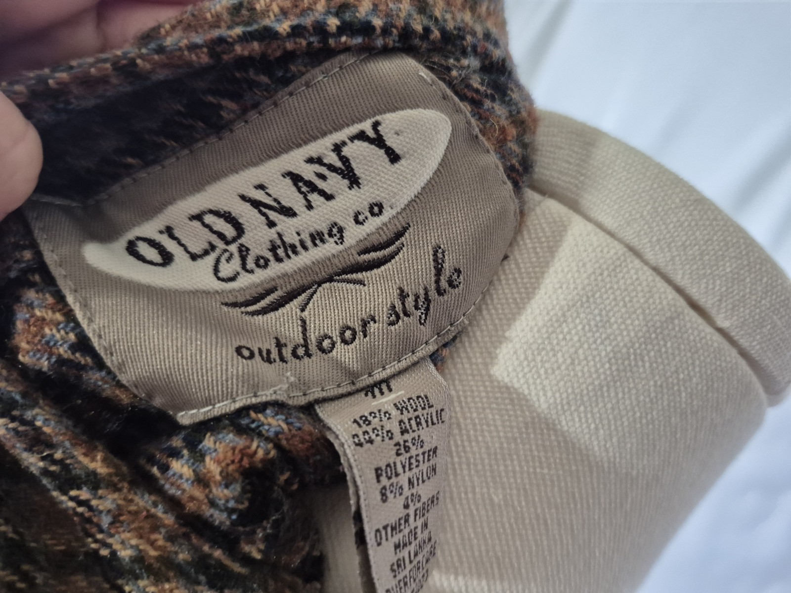 Vintage Womens Old Navy Outdoor Rust Brown Plaid Wool Blend Vest Medium 90s