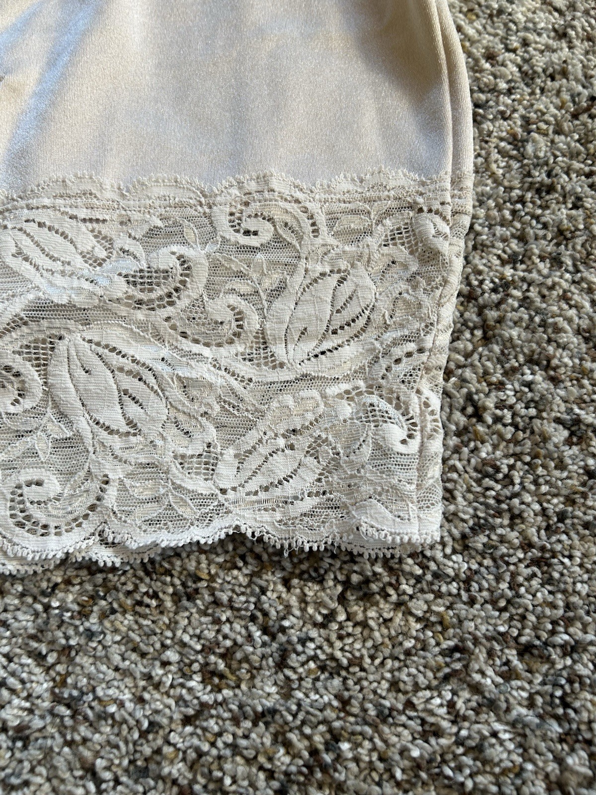 Vtg Vanity Fair L Lace Half Slip Shaper 40-194 Champagne Second Skin J25