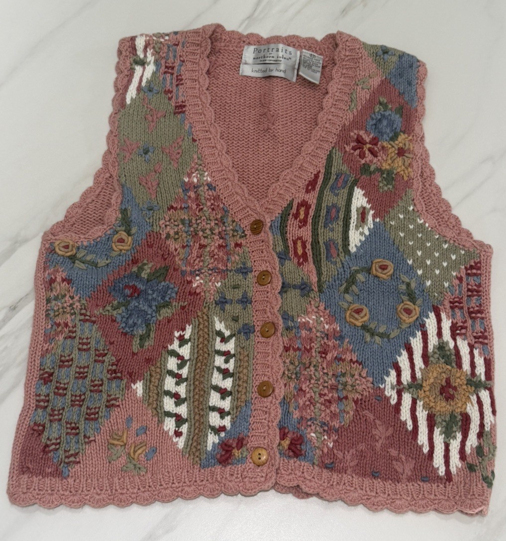 Vintage Northern Isles Hand Knit Floral Design Womens Vest Small