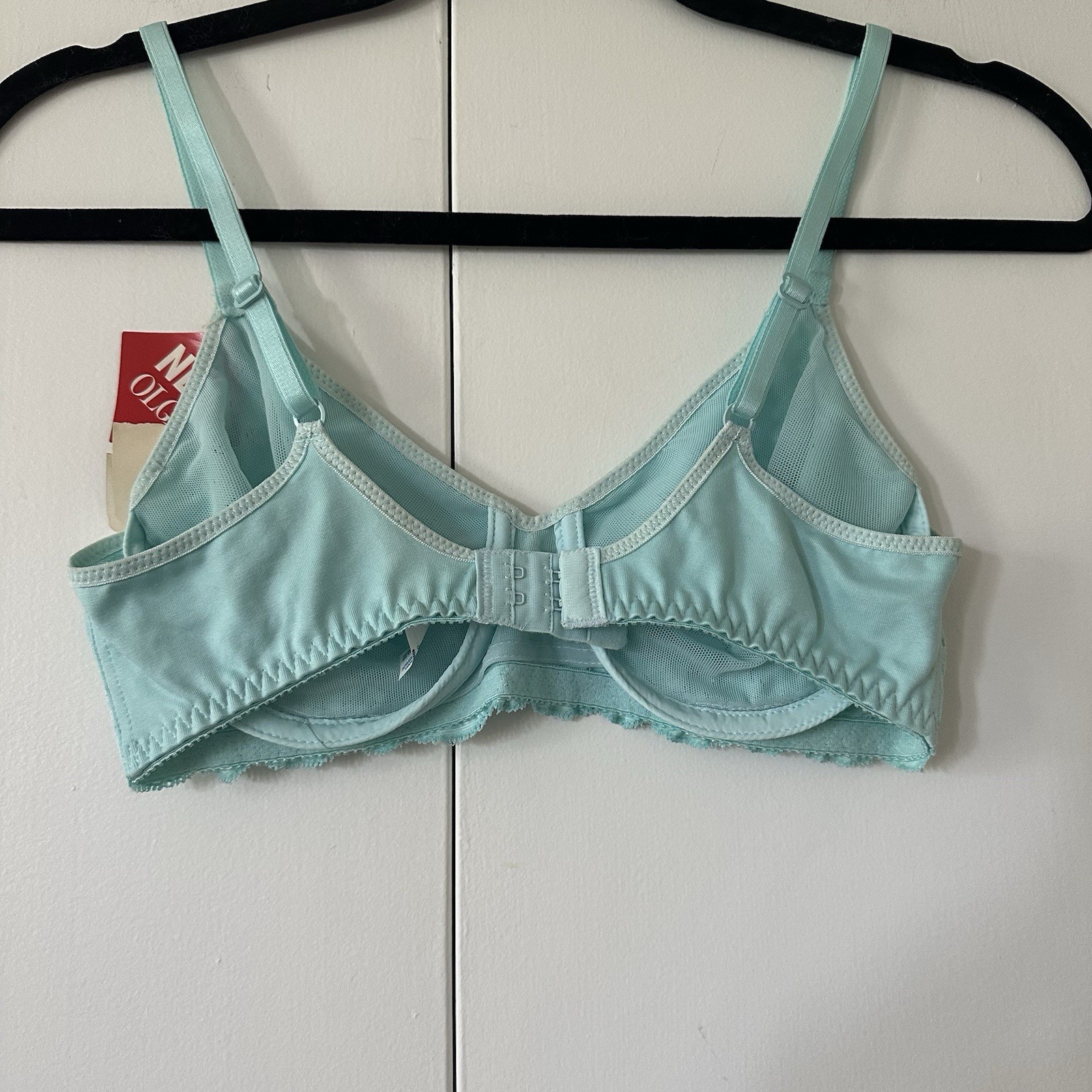 Vintage 1980s/1990s Deadstock Turquoise Pointelle Floral Underwire Bra OLGA 36B