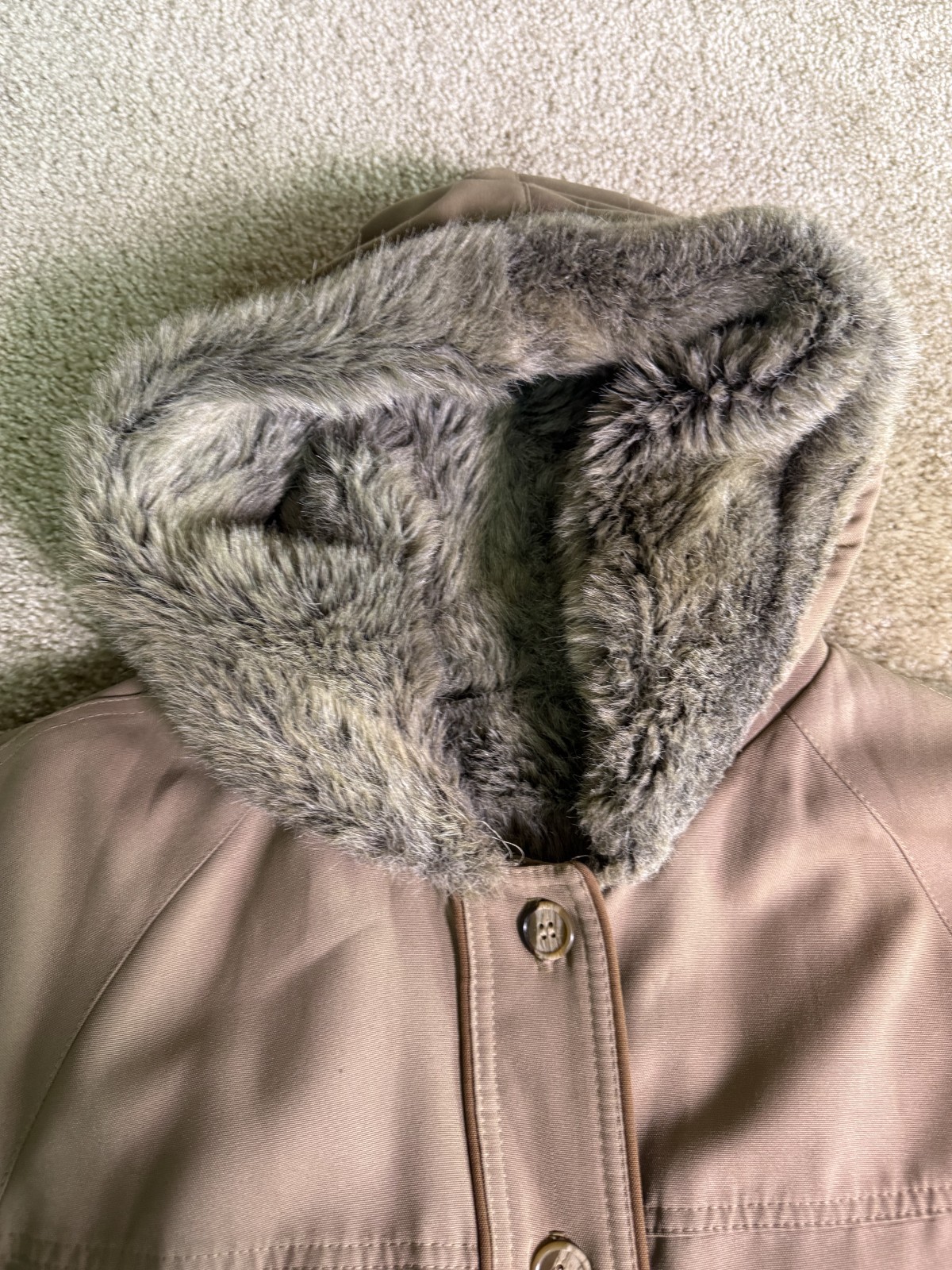 Vintage Womens Beige Wool Coat With Fur Collar And Lining Button Front Size L