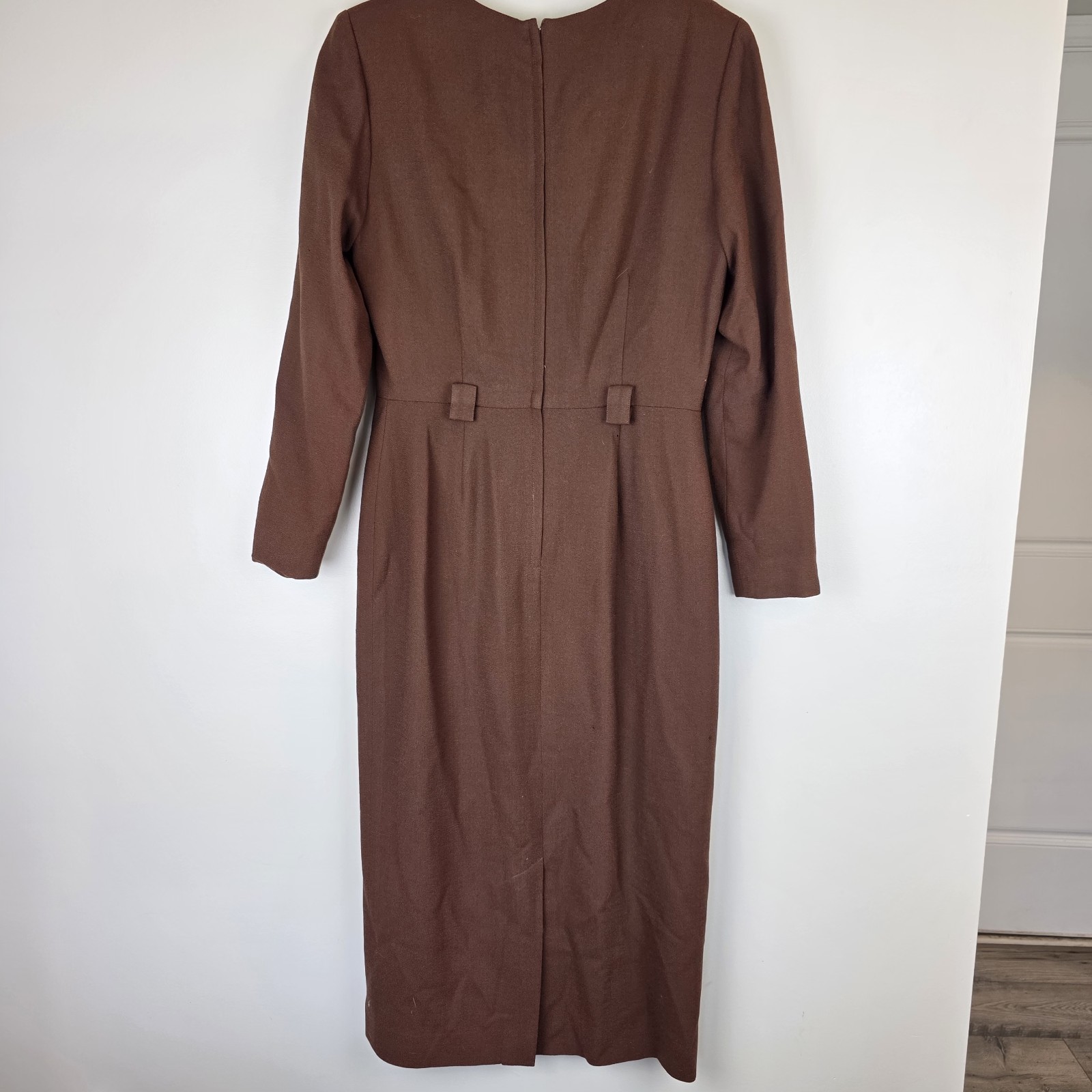 Vintage Oberon Wool Mocca Brown Dress Gold Buttons Desinging Women Sz 6.D168