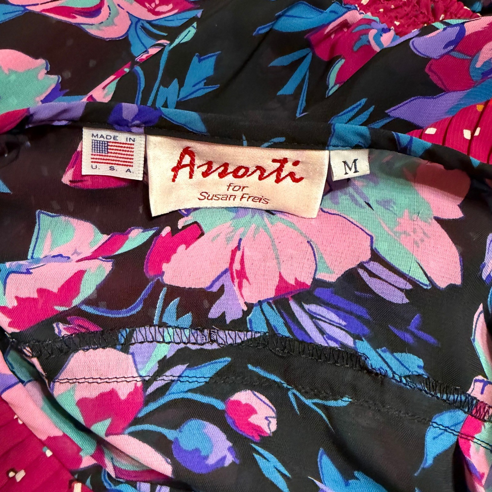Assorti Susan Freis Vintage Floral boho gypsy Dress Pink Blue Ruffle Smocked M