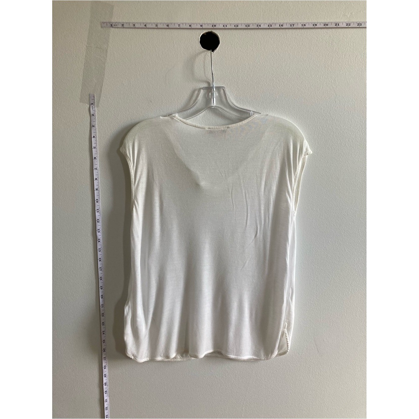 Cortefiel Medium Minimal Boho Lime Accent Top Fluid Eclectic Casual Blouse