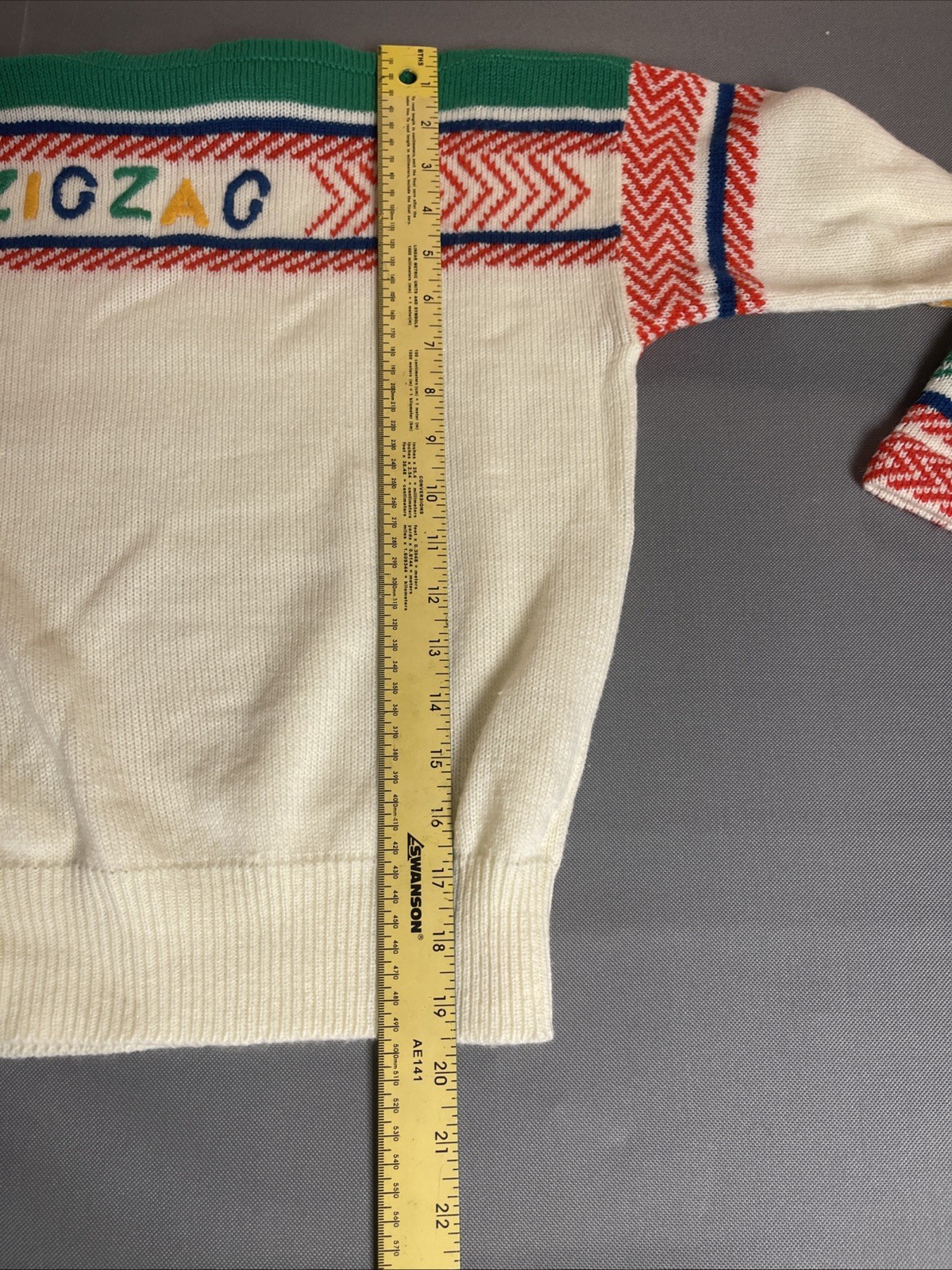 Vintage 1980s Juniors Women’s Girltown Zig Zag Acrylic Sweater 3/4 Sleeve S/M