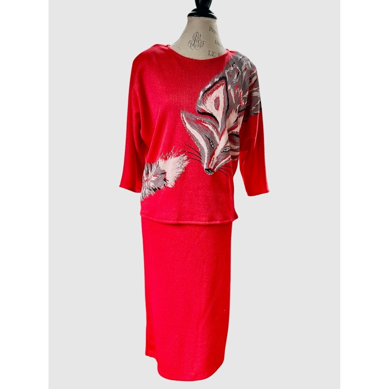 Shorthand Modes 1980’s vintage red skirt set embellished fox motif top EVC M