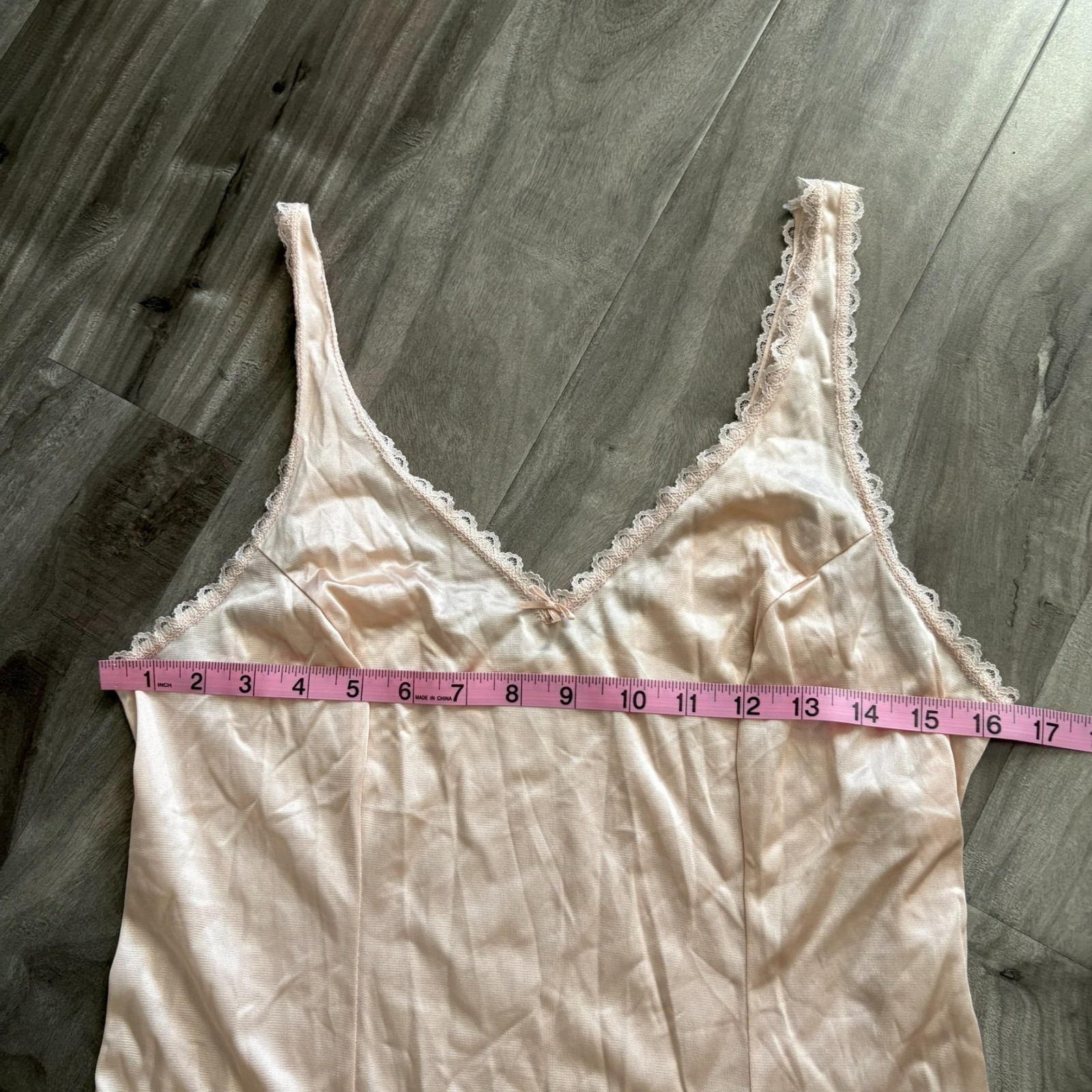 Vintage Warners Perfect Measure Full Slip 36 Tan / Dusty Pink Lace Trim 43″ Long