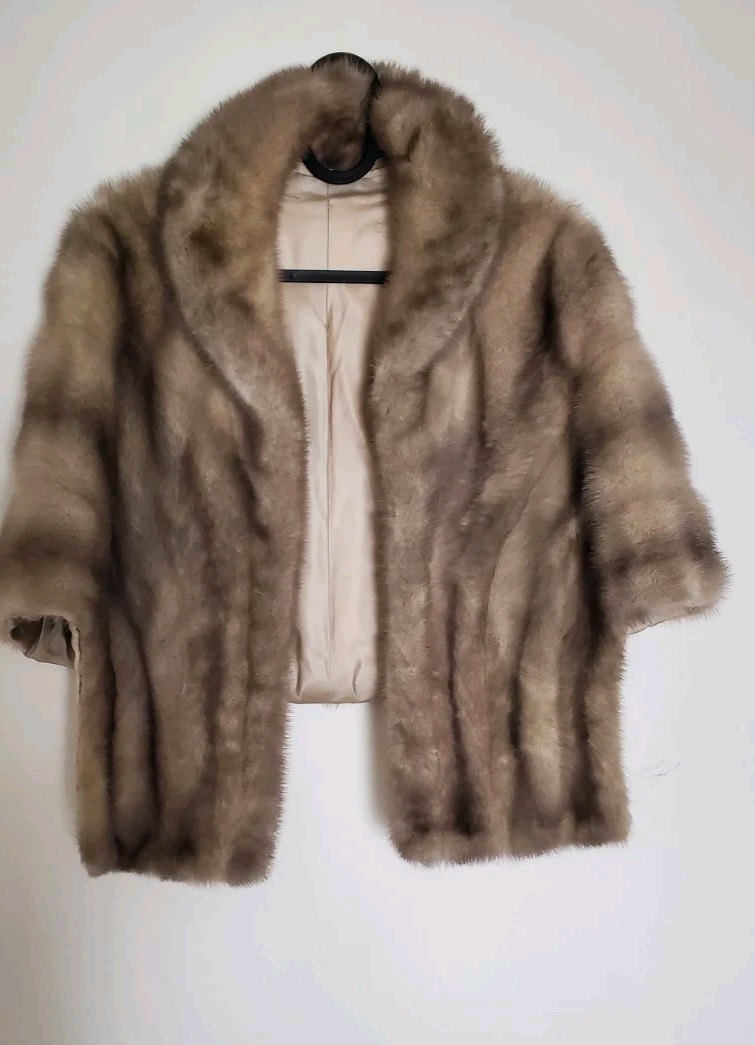Vtg Mink Stole Gray/Beige Satin Lining Shoulder Straps One Size