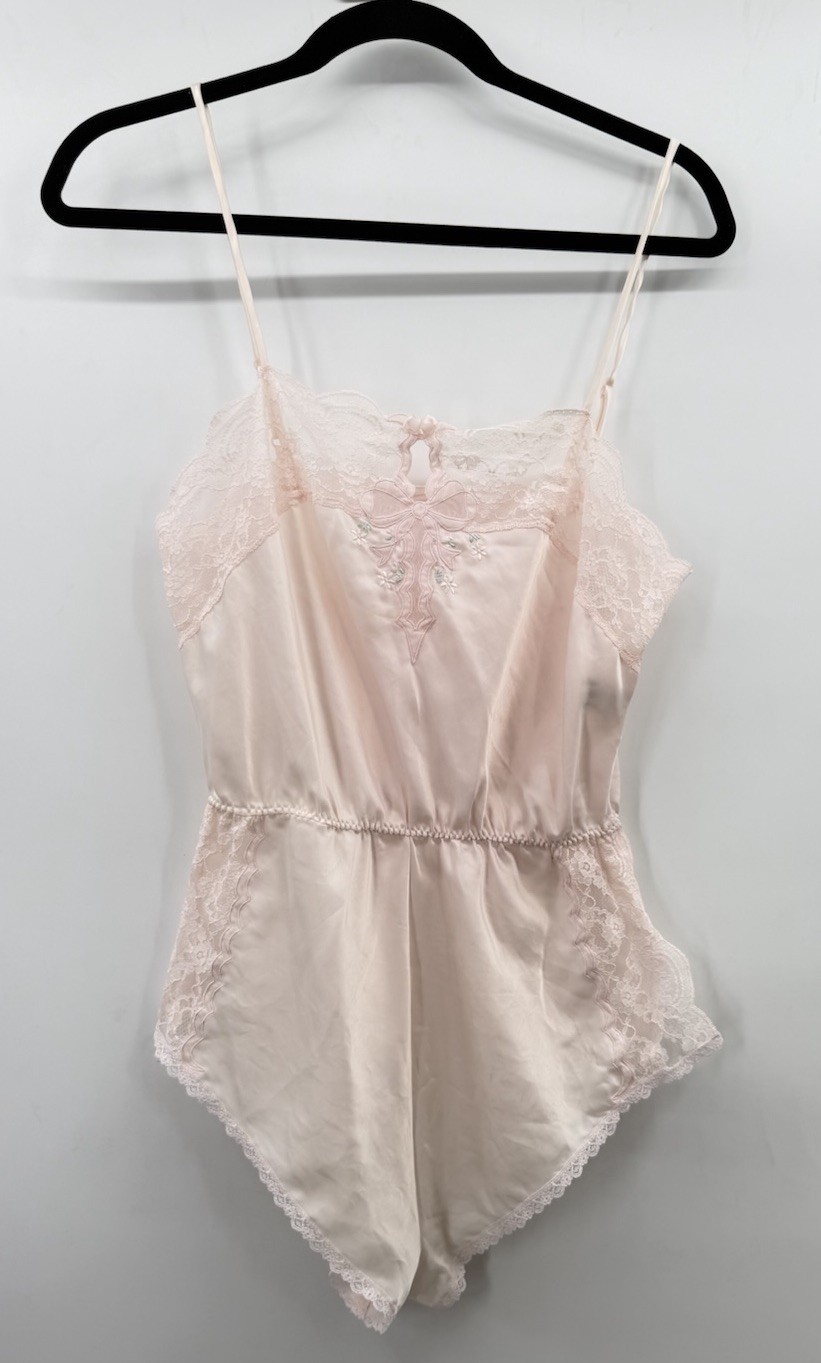 Vintage 80’s Barbizon Teddy Pink Satin Embroidered Bow Hi Cut Bodysuit Sz Small