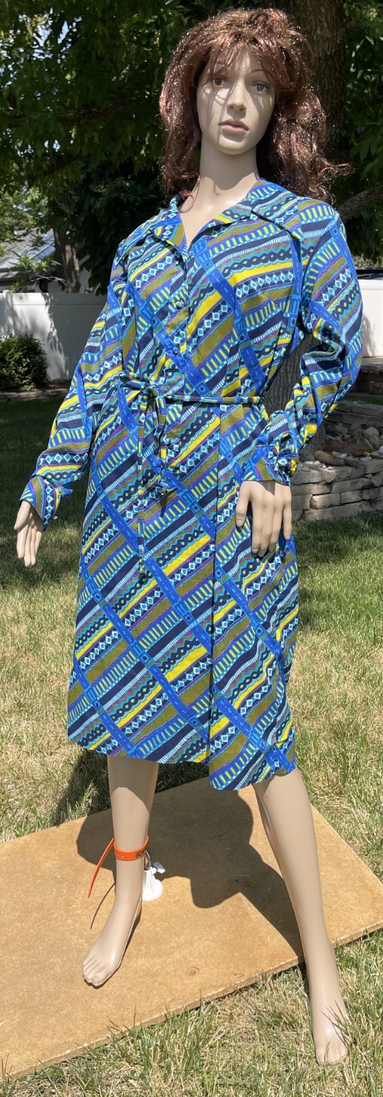 vtg 60s PSYCHEDELIC PRINT dress dagger collar crepe fabric covered buttons Large