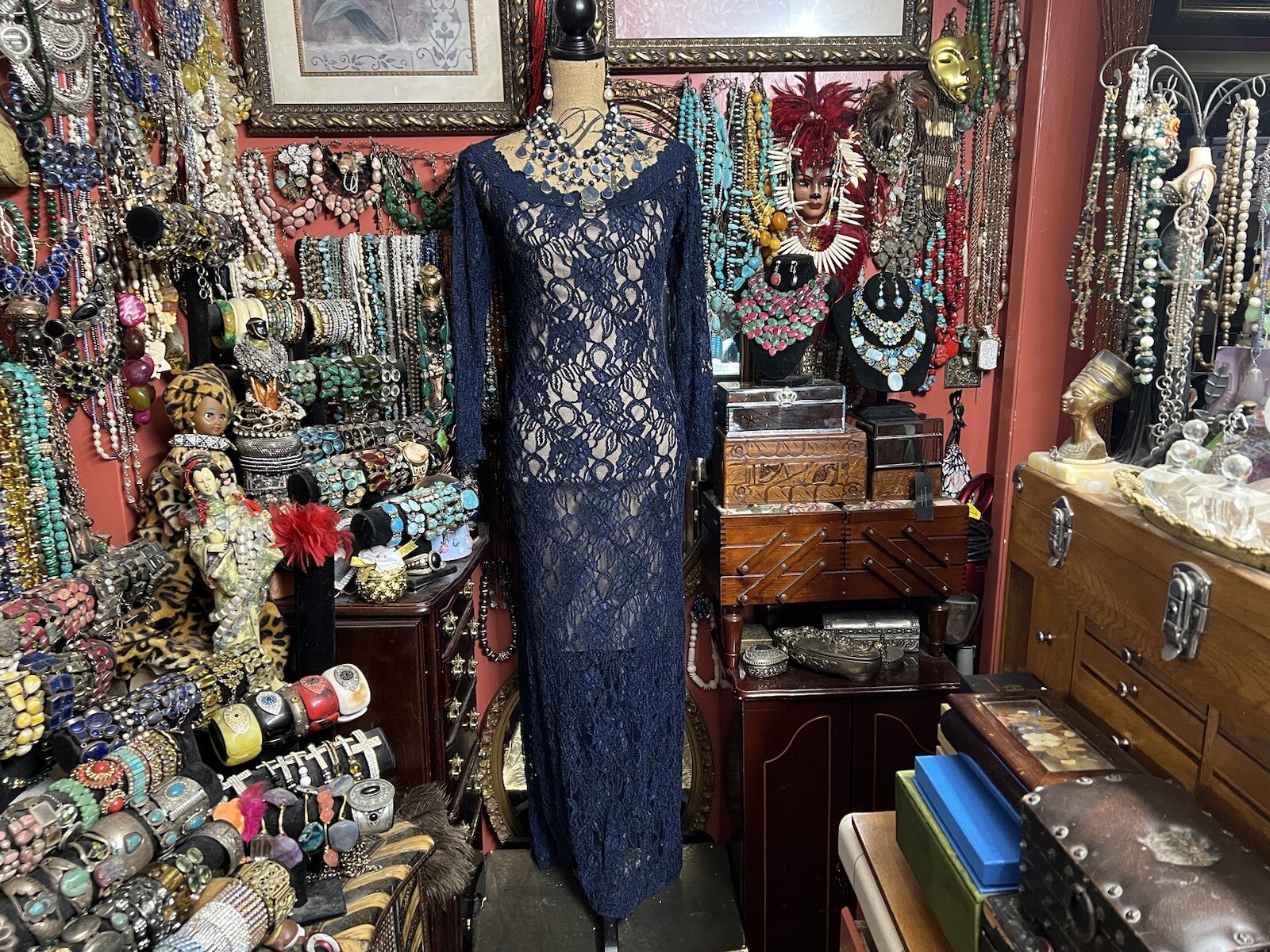 Sexy Beautiful “Va Va Voom” Crochet Lace Navy Blue Body-Con Maxi Dress Large