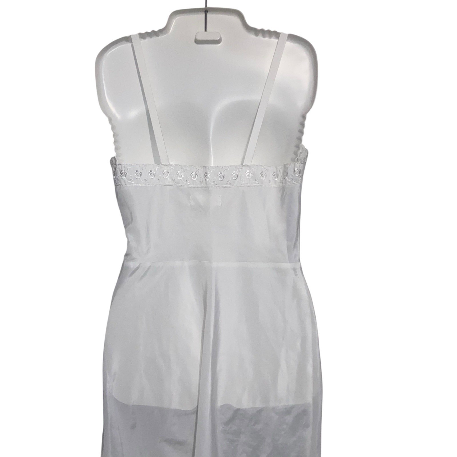 Barbizon Full Slip Womens Small Ariel Vtg Tafredda Eyelet Lace Trim Feminine 60s