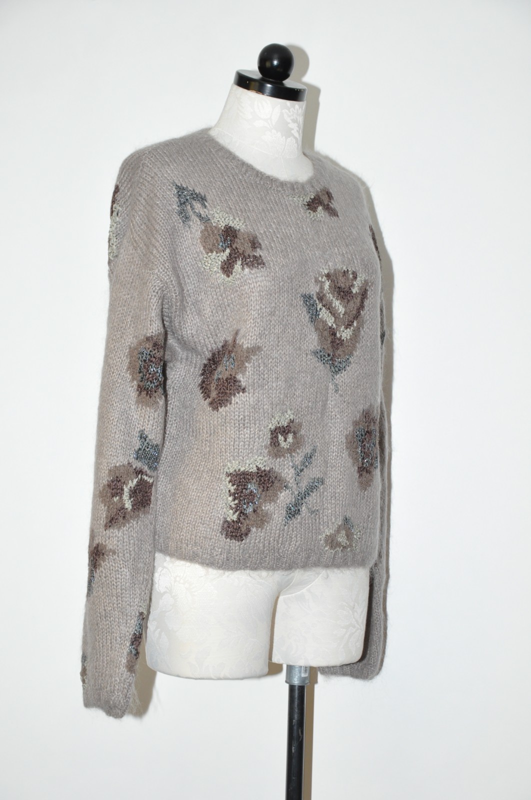 90s Vintage Gray Floral Mohair Wool Handknit Crewneck Cropped Sweater Women M L