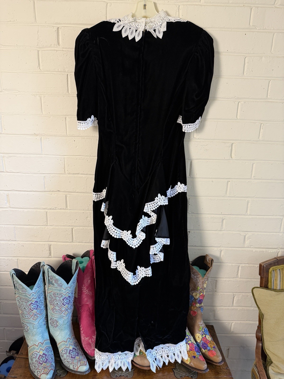 Miss Ashlee Dress Women 8 Blk Velvet White Lace Drop Waist Dble Ruffle Romantic