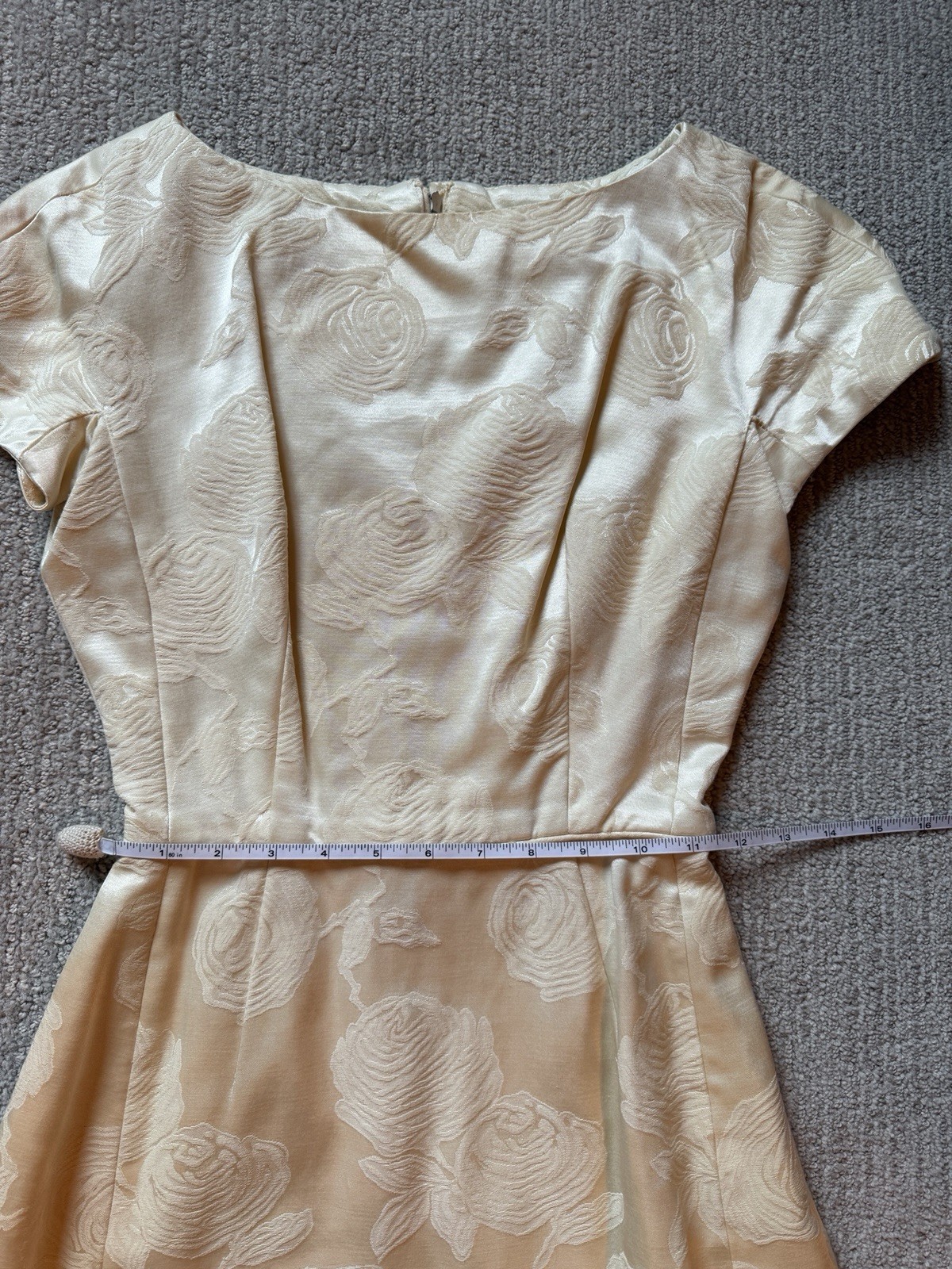 Vintage 1960s Ivory Brocade Johnny Herbert dress Size 0 EUC