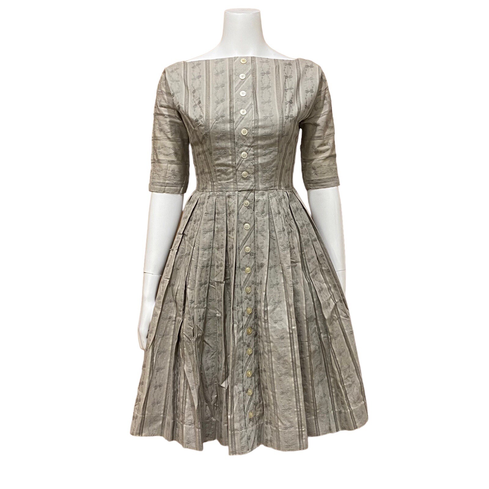 Jonathan Logan vintage Gray A-line Embroidered Tea Dress Size 7