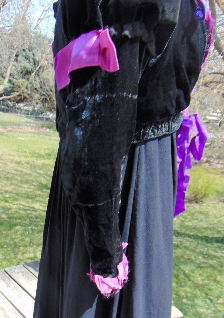 VTG Regency Era Dress Juliet Sleeve Jacket & Velvet bonnet