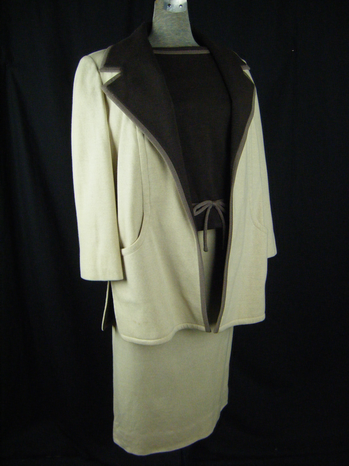 LILLI ANN Vtg 60-70s Beige/Brown Fine Wool Knit Top/Skirt/Jacket-Bust 40/M