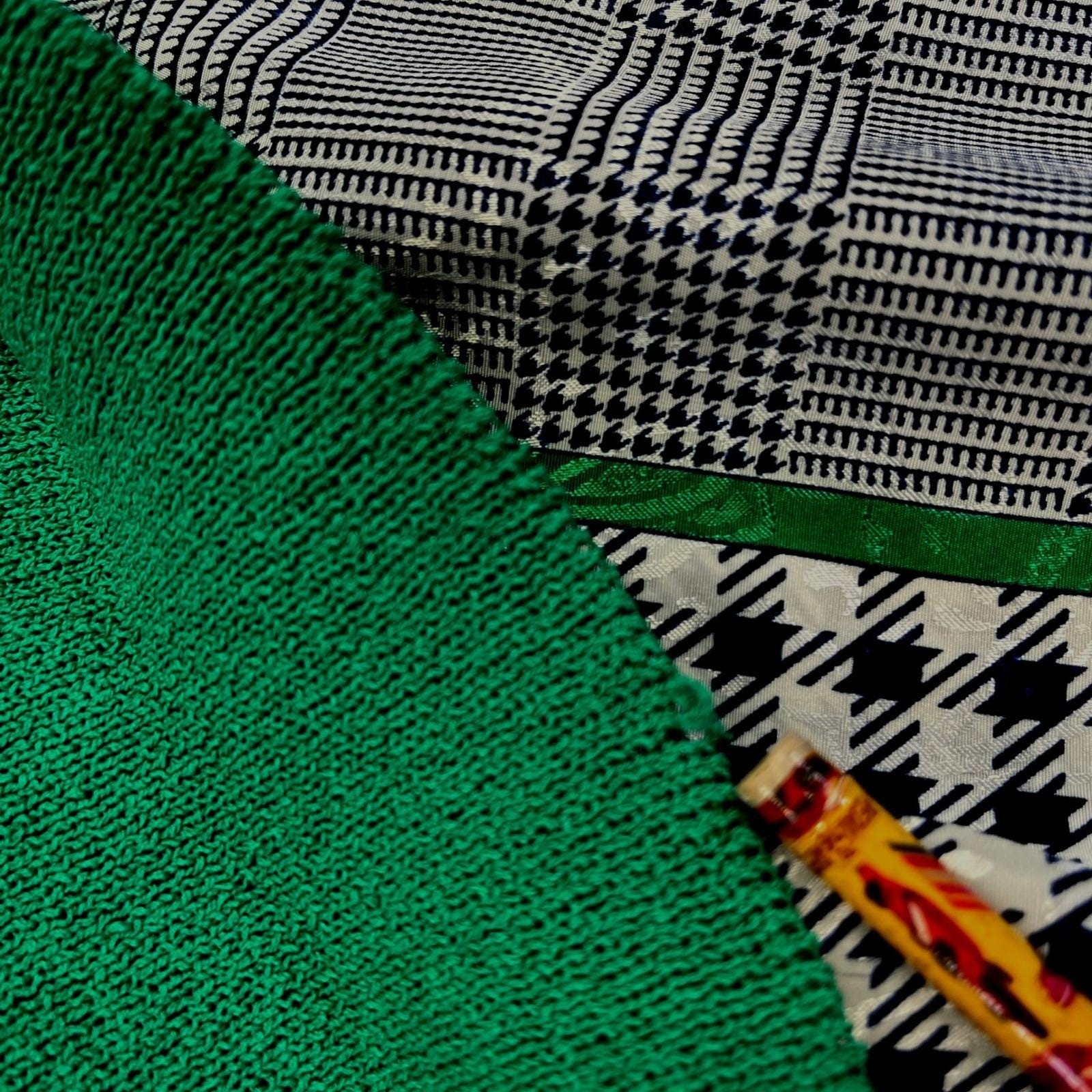 Vintage 80s Castleberry Statement Blouse EUR 16 – L US Green Houndstooth Plaid