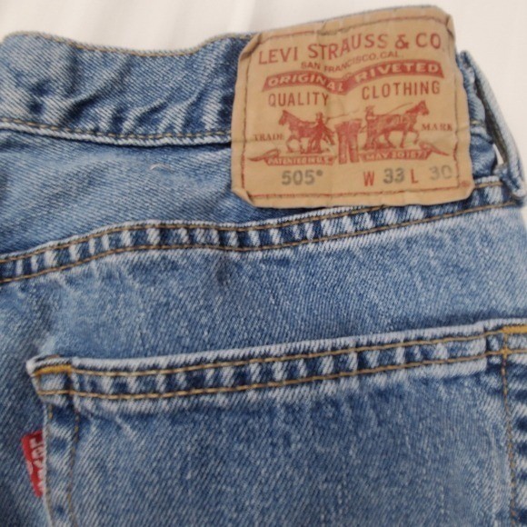 Vintage Levis 505 Cut Off Denim Jorts Medium Wash Blue Y2K Long Shorts Mens 33