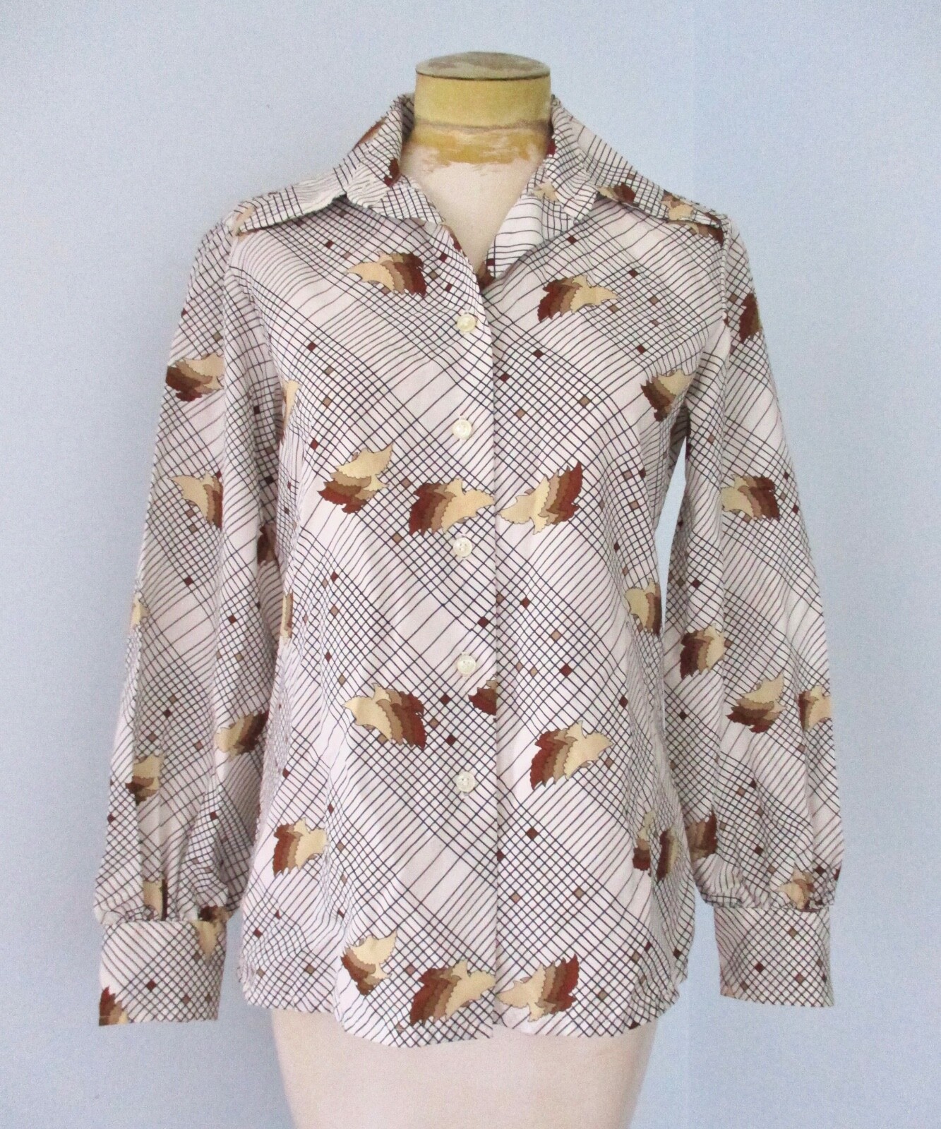 Vtg 70s biege brown grid gradient birds silky poly disco secretary blouse top 12