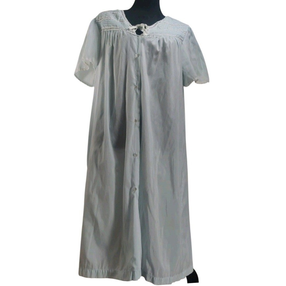 Barbizon Blue Long Nightgown Embroidered Lace fairy Romantic Vintage grannycore